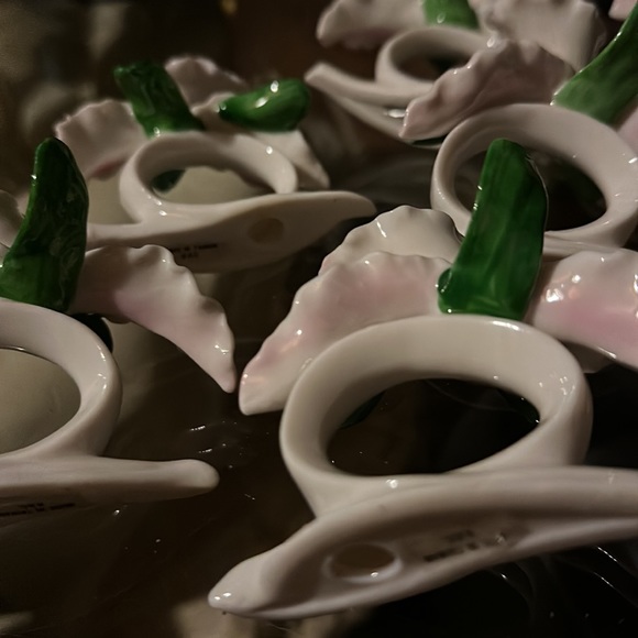 New Napkins ring holder hand - Picture 5 of 10